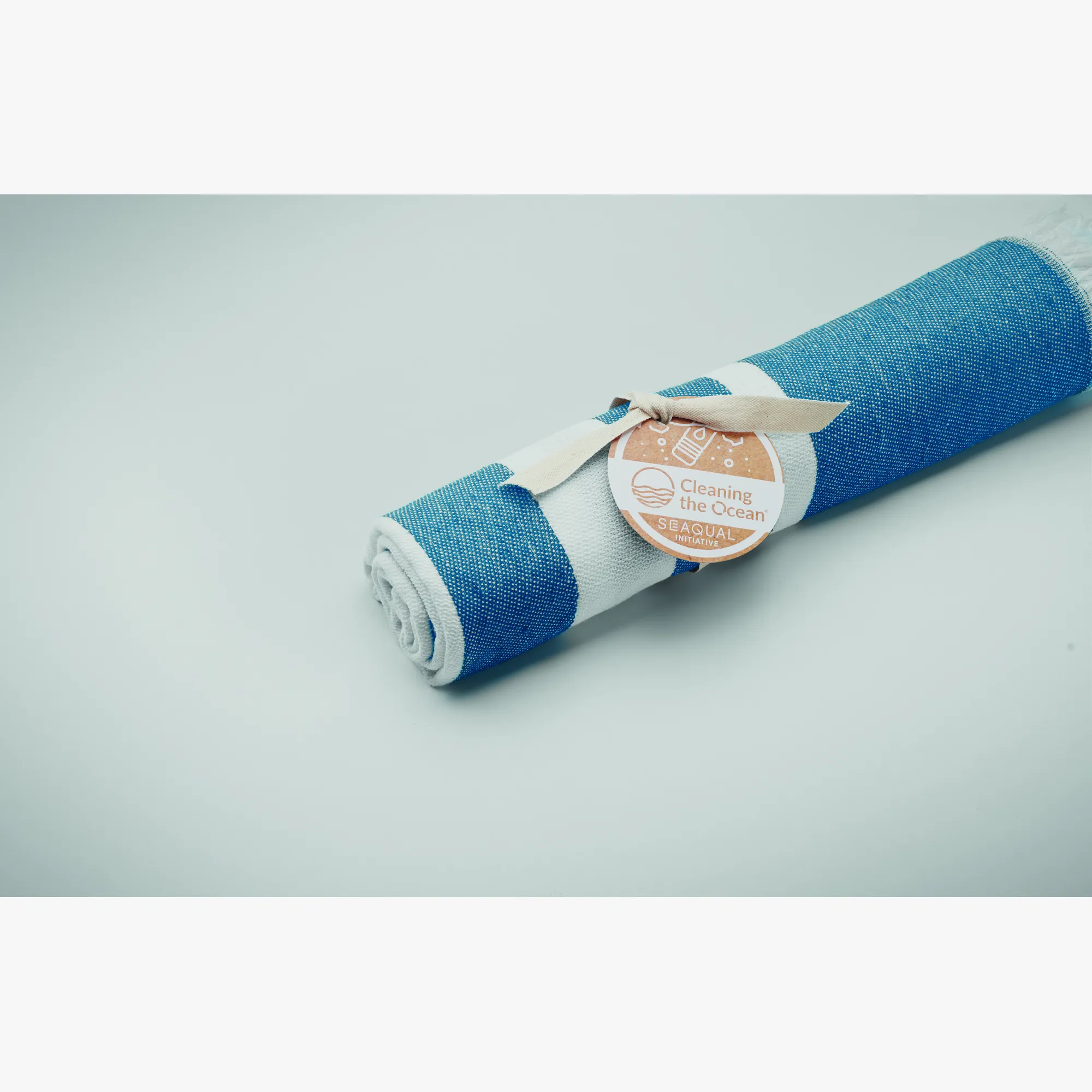 mo2057-12-detail.jpg mo2057-12-detail.jpg