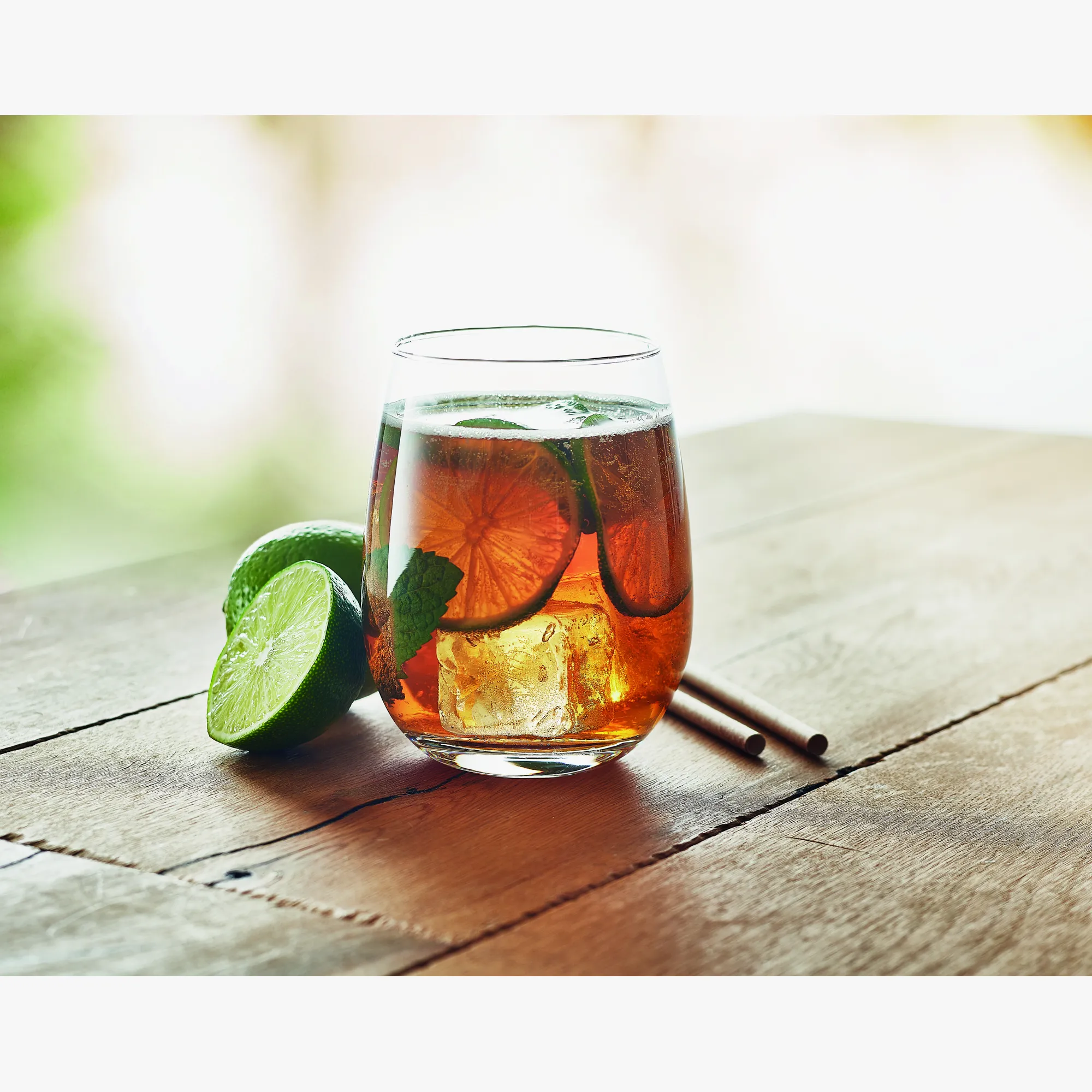 mo6158-22-ambiant.jpg mo6158-22-ambiant.jpg