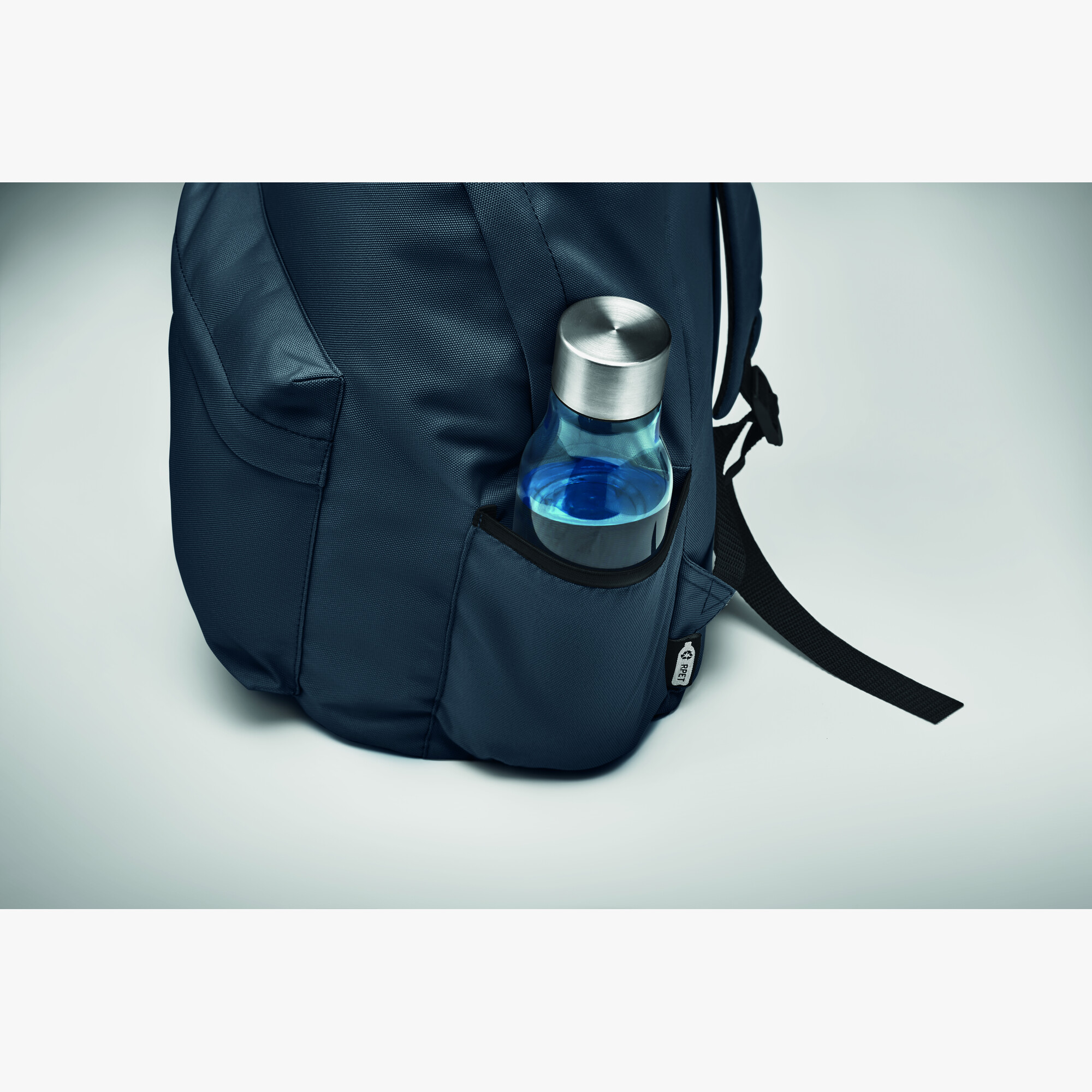 mo6703-04-detail.jpg mo6703-04-detail.jpg