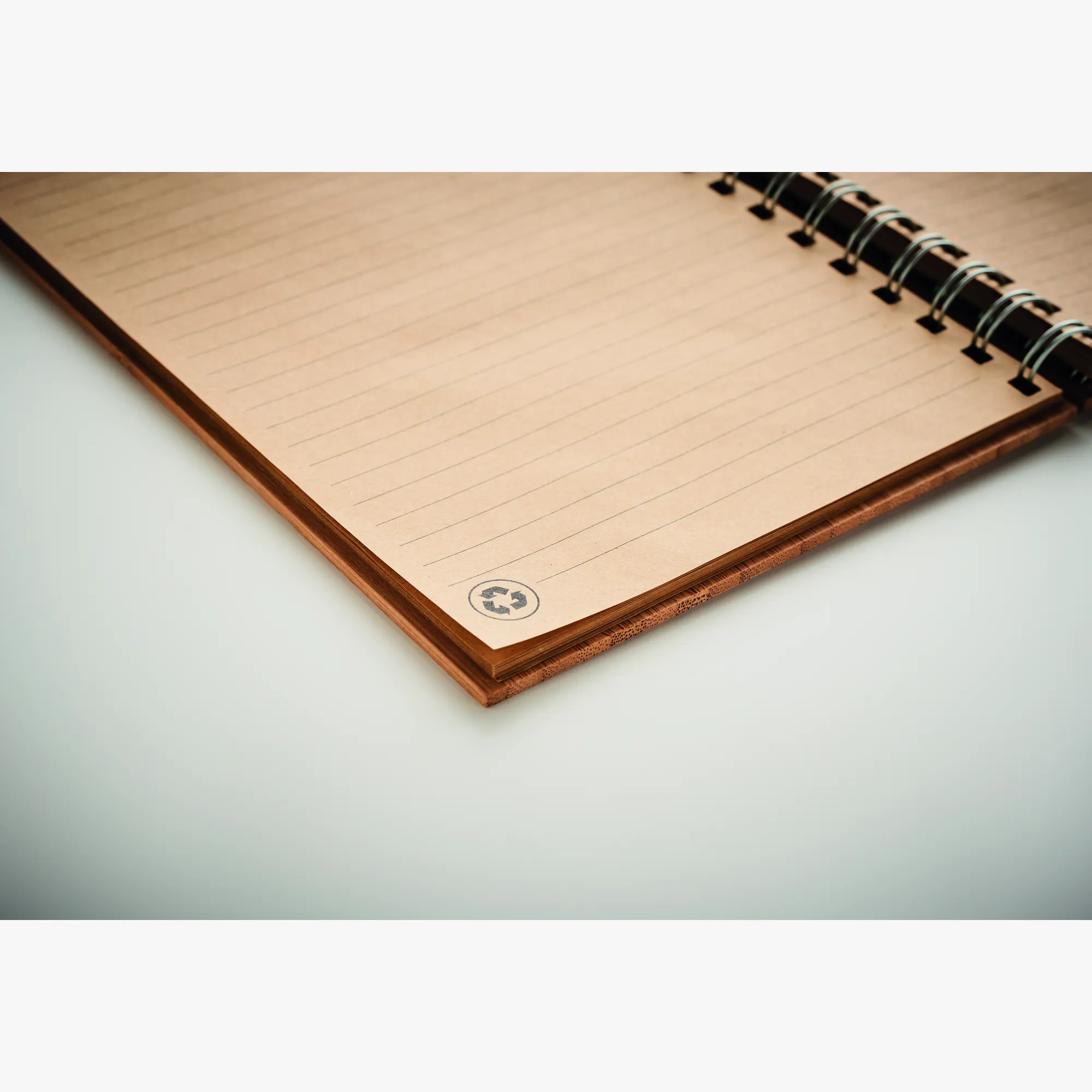 mo6790-40-detail.jpg mo6790-40-detail.jpg