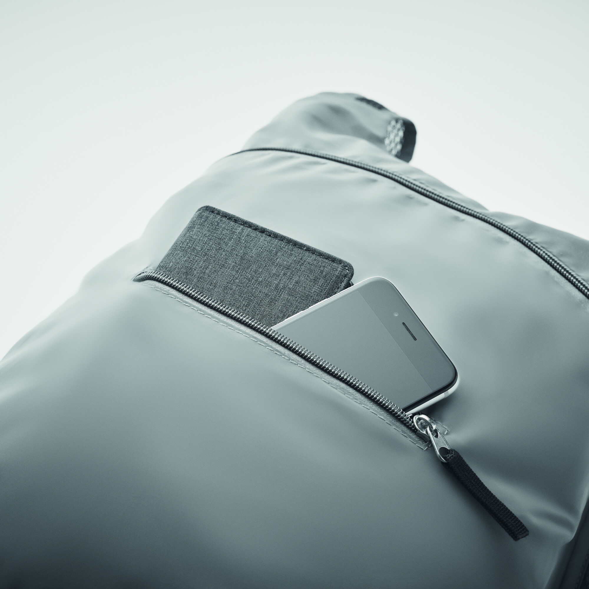 mo6983-16-ambiant.jpg mo6983-16-ambiant.jpg