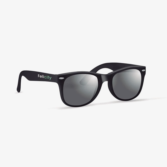 Clásicas y elegantes gafas de sol 