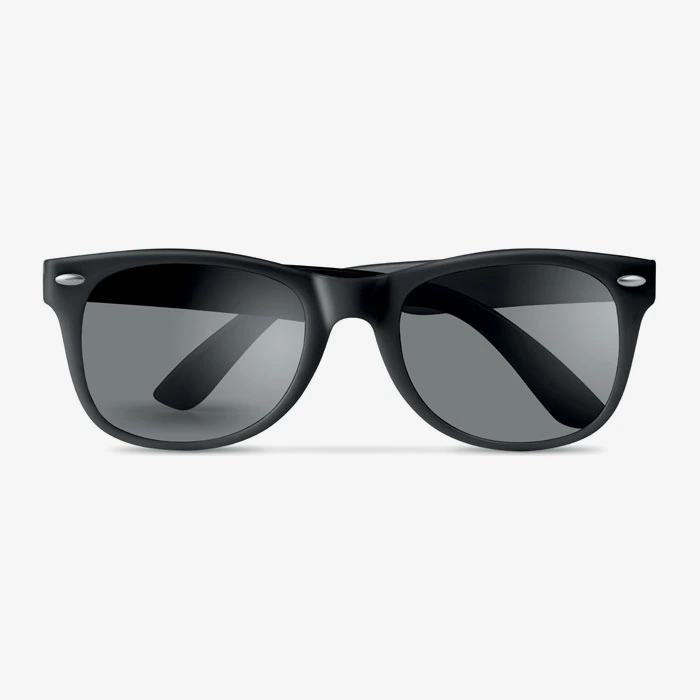 Clásicas y elegantes gafas de sol 
