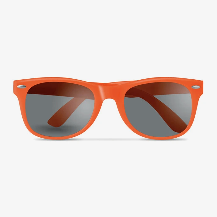 Clásicas y elegantes gafas de sol 