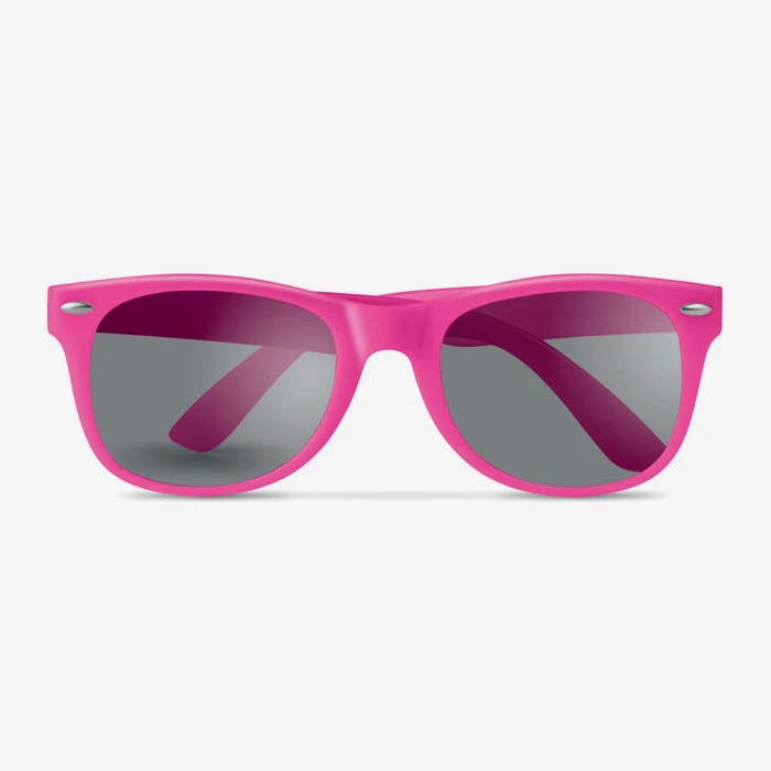 Clásicas y elegantes gafas de sol 