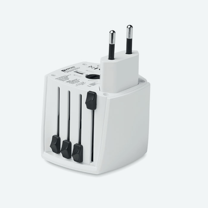 Universal SKROSS® travel adapter