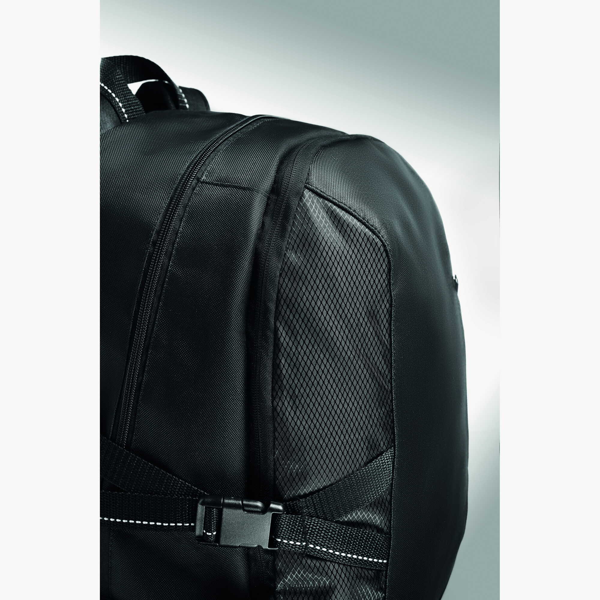 mo9096-03-detail.jpg mo9096-03-detail.jpg