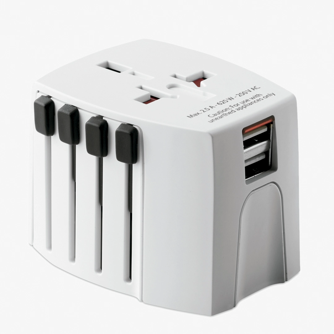 Personalisierter Reiseadapter mit USB