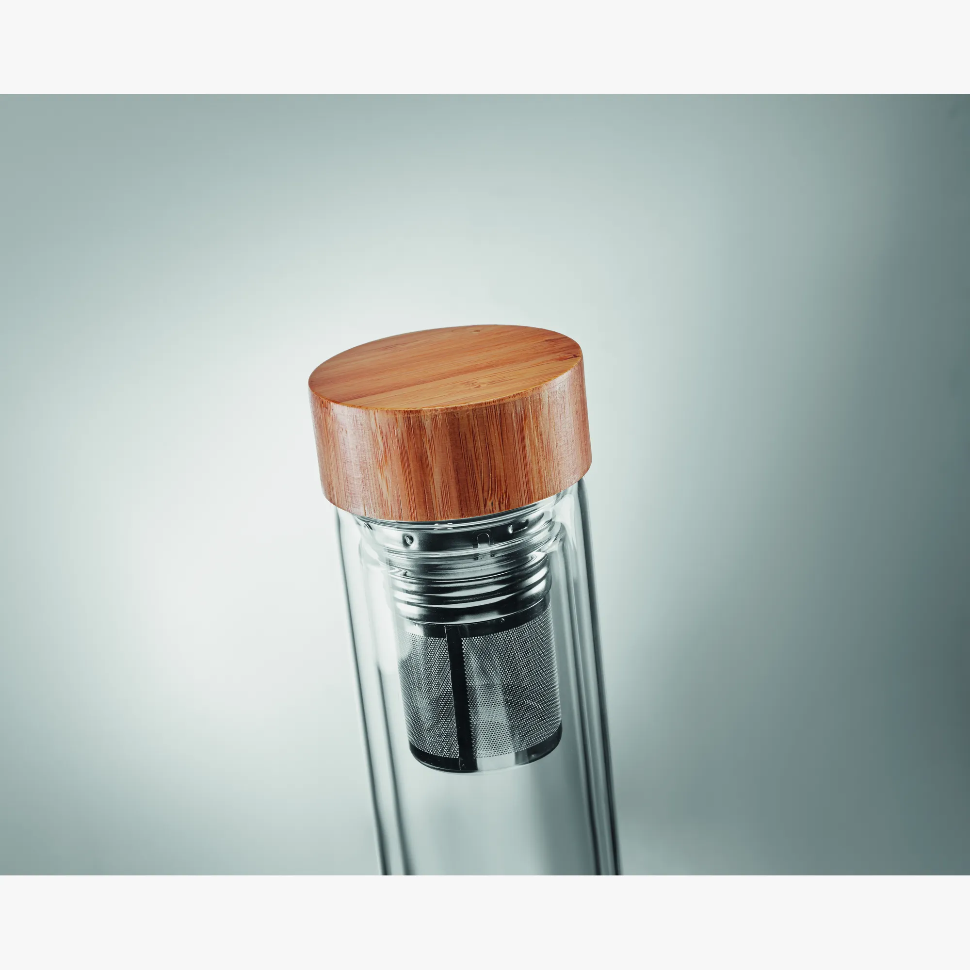 mo9420-22-detail.jpg mo9420-22-detail.jpg